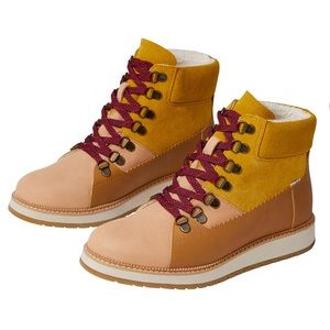 TOMS Mesa Leather Hiking Boots